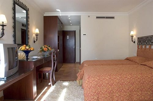 Golden Tulip Farah Khouribga Ξενοδοχείο Εξωτερικό φωτογραφία