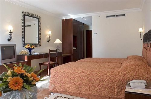 Golden Tulip Farah Khouribga Ξενοδοχείο Εξωτερικό φωτογραφία